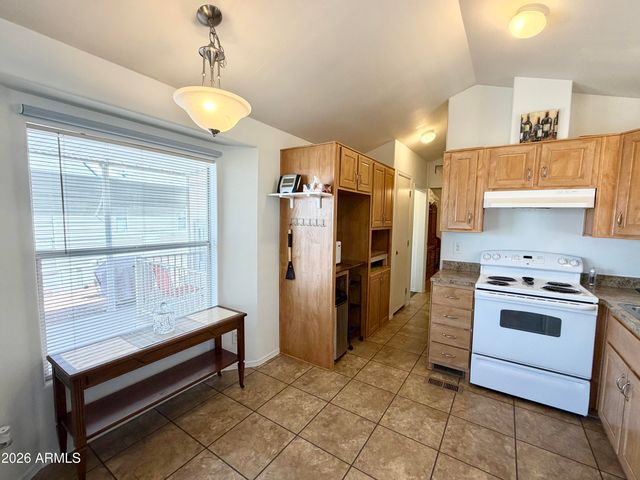 111 S GREENFIELD Road 244, Mesa, AZ 85206