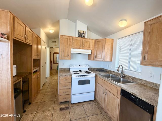 111 S GREENFIELD Road 244, Mesa, AZ 85206