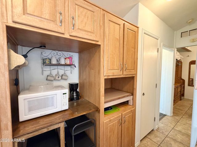 111 S GREENFIELD Road 244, Mesa, AZ 85206