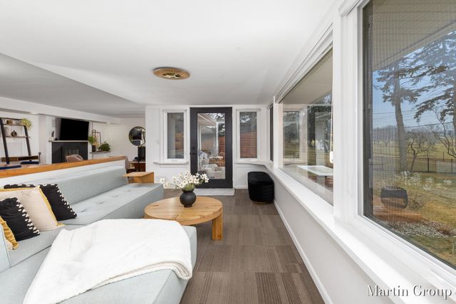 1959 Meadowfield Drive NE, Grand Rapids, MI 49505