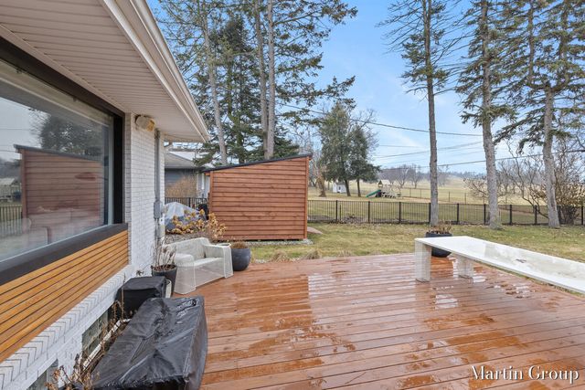 1959 Meadowfield Drive NE, Grand Rapids, MI 49505