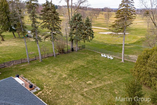 1959 Meadowfield Drive NE, Grand Rapids, MI 49505