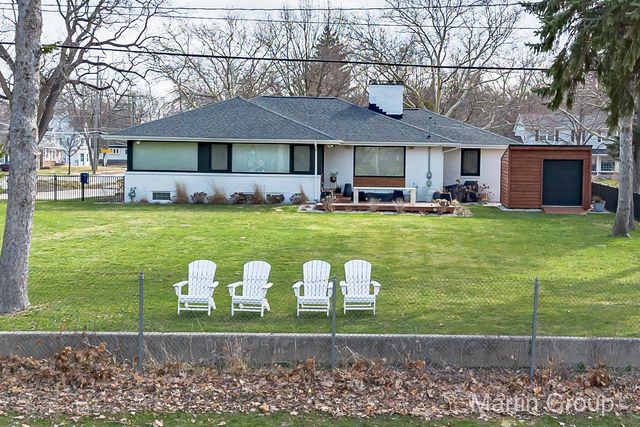 1959 Meadowfield Drive NE, Grand Rapids, MI 49505