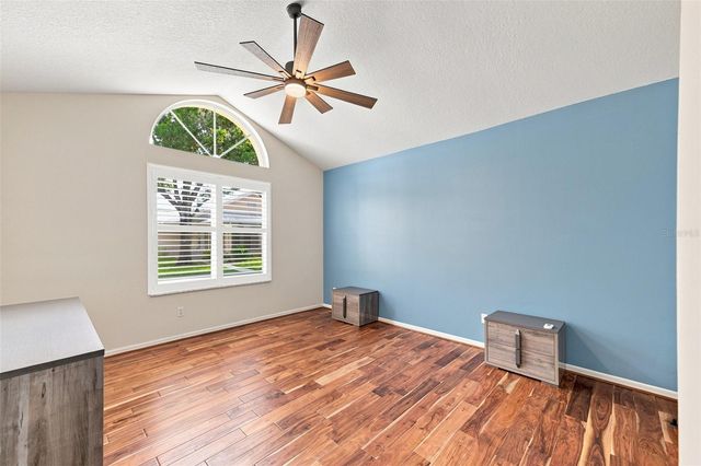 1124 GOLFVIEW WOODS DRIVE na, Sun City Center, FL 33573