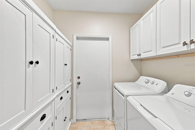 1124 GOLFVIEW WOODS DRIVE na, Sun City Center, FL 33573