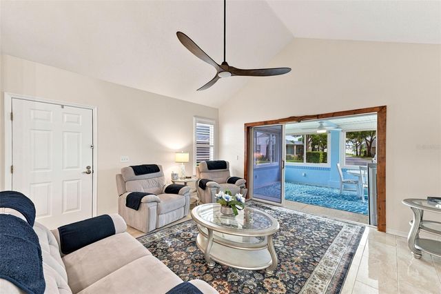 1124 GOLFVIEW WOODS DRIVE na, Sun City Center, FL 33573