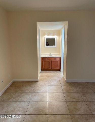 16602 N 25th Street 129, Phoenix, AZ 85032