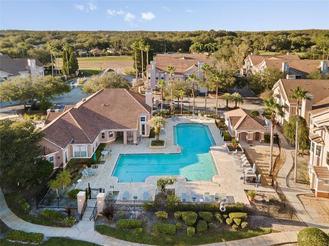 18006 VILLA CREEK DRIVE, Tampa, FL 33647