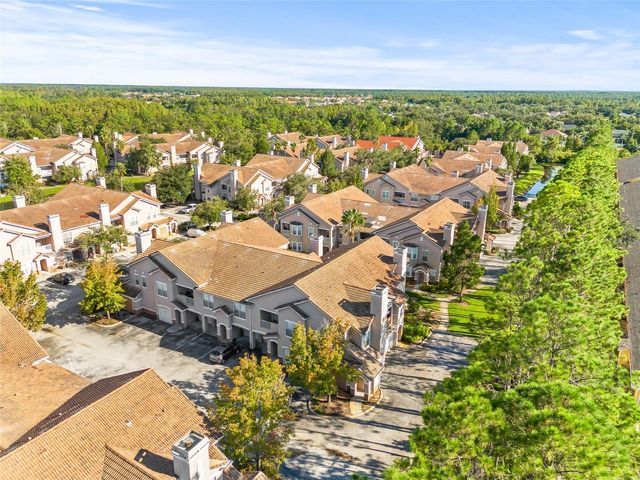 18006 VILLA CREEK DRIVE, Tampa, FL 33647