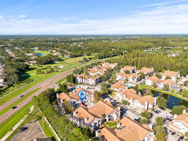 18006 VILLA CREEK DRIVE, Tampa, FL 33647