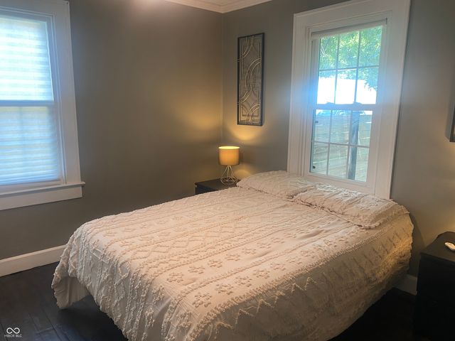 5220 Crawfordsville Road, Speedway, IN 46224