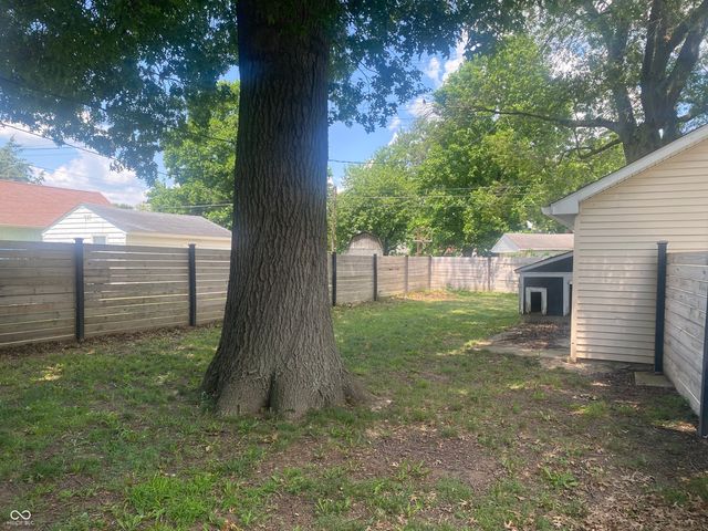 5220 Crawfordsville Road, Speedway, IN 46224