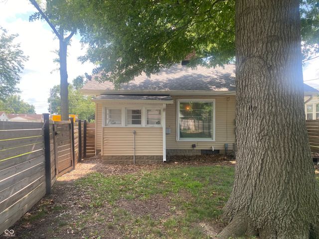 5220 Crawfordsville Road, Speedway, IN 46224