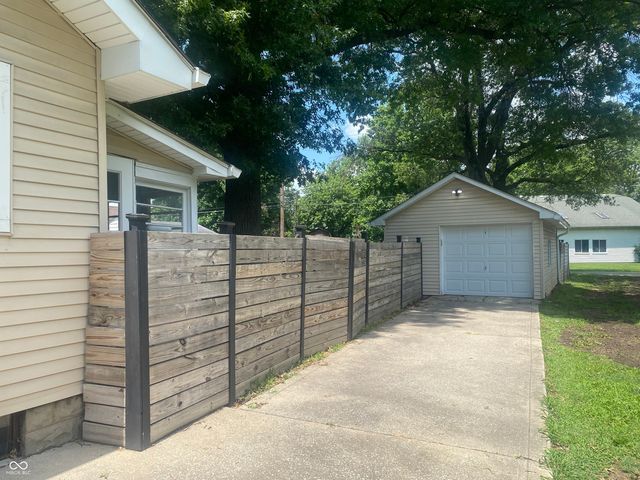 5220 Crawfordsville Road, Speedway, IN 46224