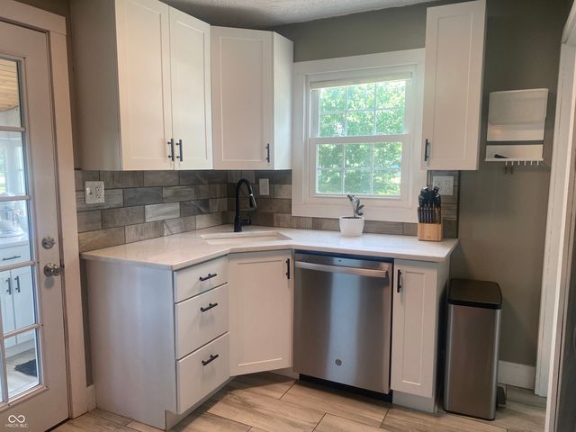 5220 Crawfordsville Road, Speedway, IN 46224