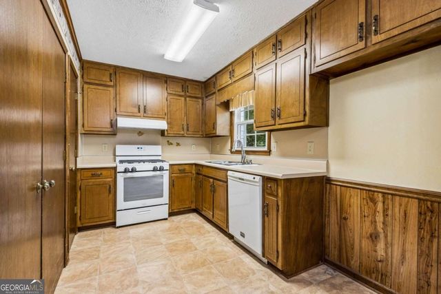 2474 Braselton Highway, Buford, GA 30519
