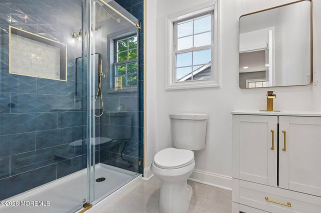 14 Van Dorn Street, Keyport, NJ 07735