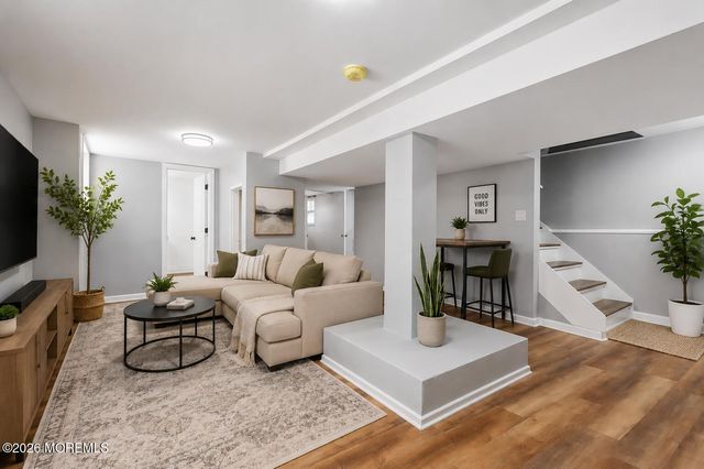 14 Van Dorn Street, Keyport, NJ 07735
