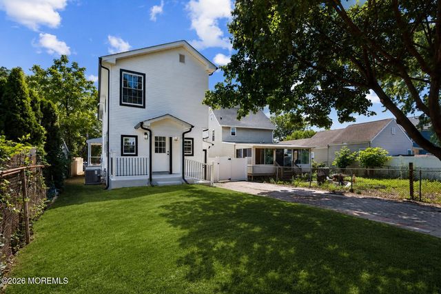 14 Van Dorn Street, Keyport, NJ 07735