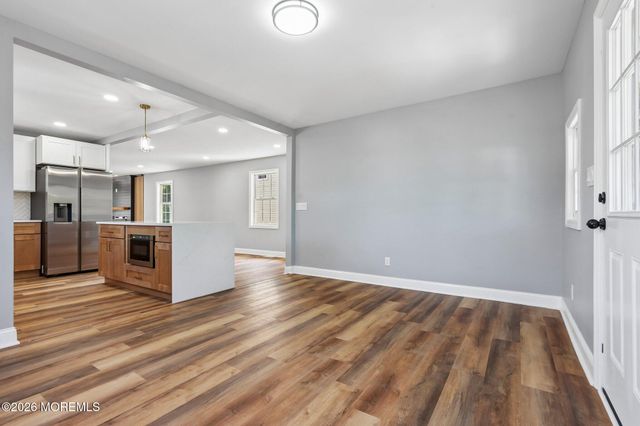 14 Van Dorn Street, Keyport, NJ 07735