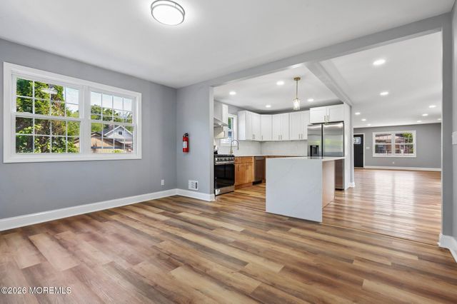14 Van Dorn Street, Keyport, NJ 07735