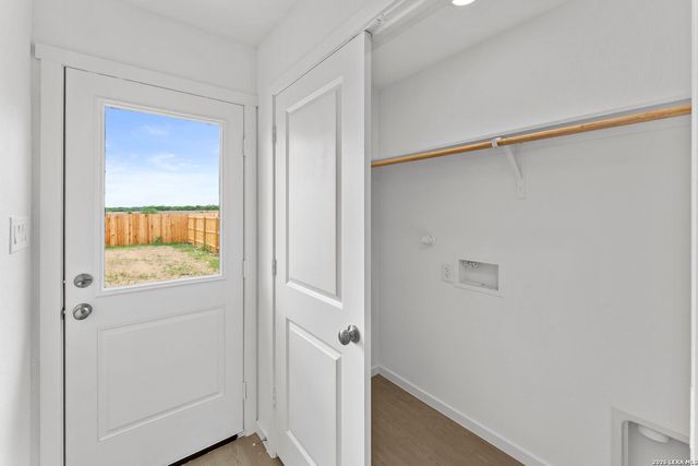 12727 Kathleen St, St Hedwig, TX 78152