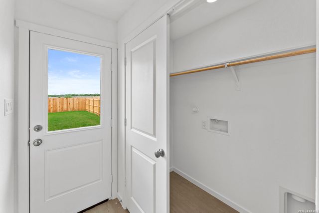 12727 Kathleen St, St Hedwig, TX 78152