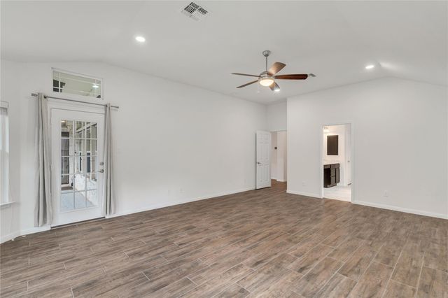 424 Freeman Park PL, Round Rock, TX 78665