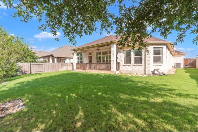 424 Freeman Park PL, Round Rock, TX 78665