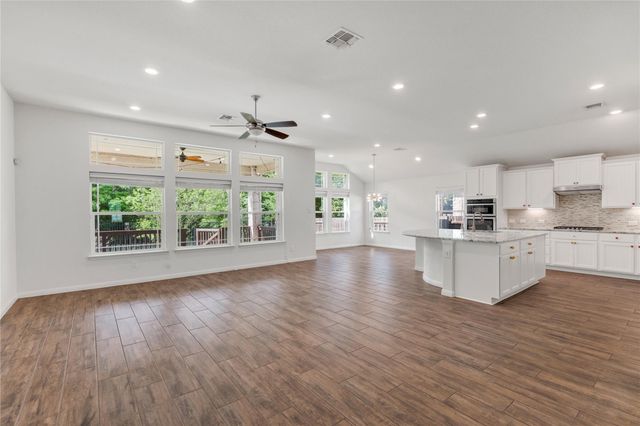 424 Freeman Park PL, Round Rock, TX 78665