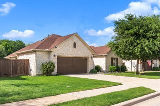 424 Freeman Park PL, Round Rock, TX 78665
