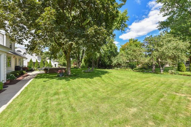 7530 N Fairchild ROAD, Fox Point, WI 53217