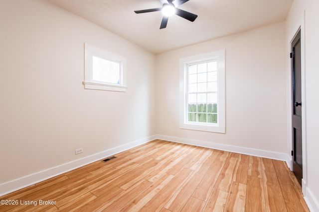 1340 Hoertz Ave, Louisville, KY 40217