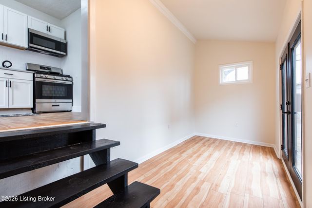 1340 Hoertz Ave, Louisville, KY 40217