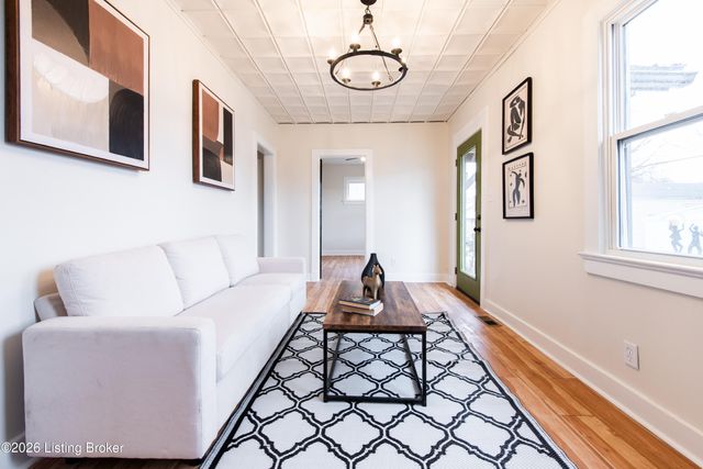 1340 Hoertz Ave, Louisville, KY 40217