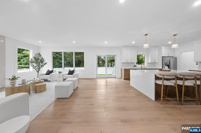31-02 Gentner Road, Fair Lawn, NJ 07410