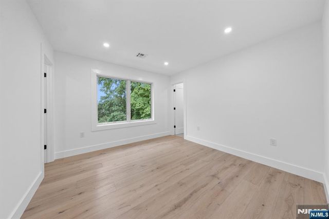 31-02 Gentner Road, Fair Lawn, NJ 07410