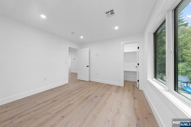 31-02 Gentner Road, Fair Lawn, NJ 07410