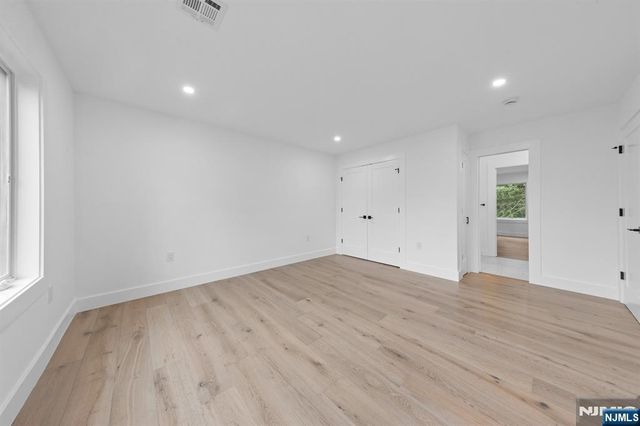31-02 Gentner Road, Fair Lawn, NJ 07410