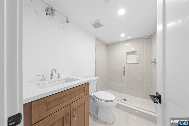 31-02 Gentner Road, Fair Lawn, NJ 07410
