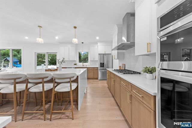 31-02 Gentner Road, Fair Lawn, NJ 07410