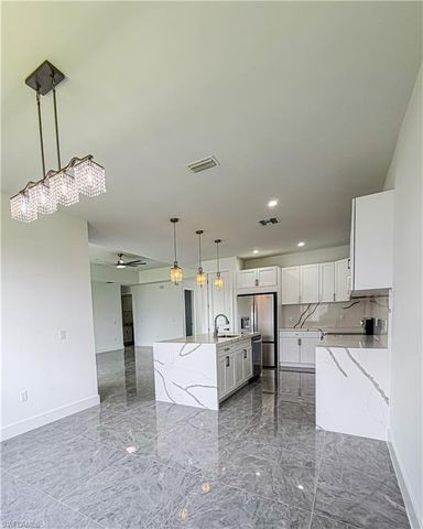 3900 25th ST SW, Lehigh Acres, FL 33976