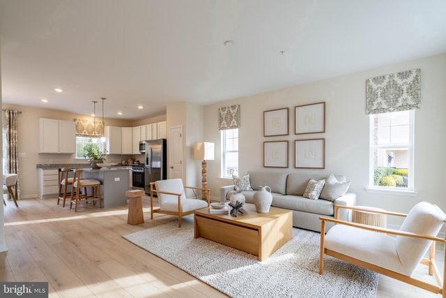 31 WHITAKER CT, Millville, NJ 08332