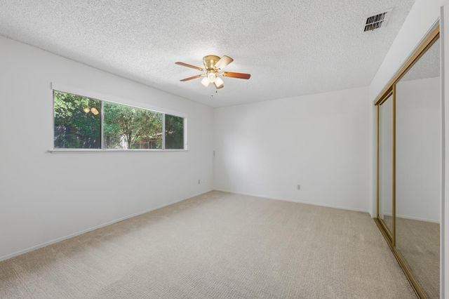 1515 Crestmont Ave, Roseville, CA 95661