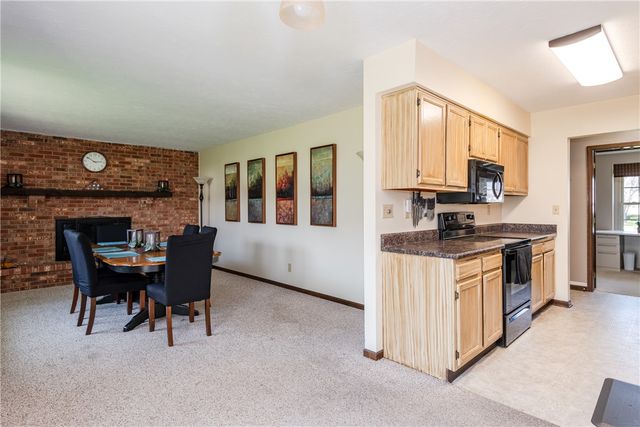 712 Tealwood Drive, Beavercreek, OH 45430