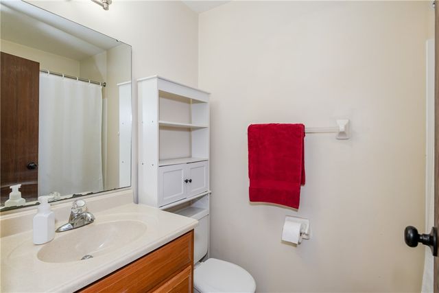 712 Tealwood Drive, Beavercreek, OH 45430