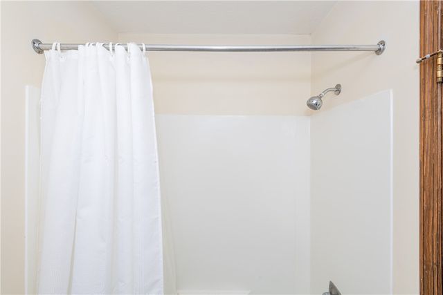 712 Tealwood Drive, Beavercreek, OH 45430