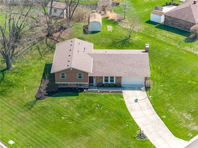 712 Tealwood Drive, Beavercreek, OH 45430