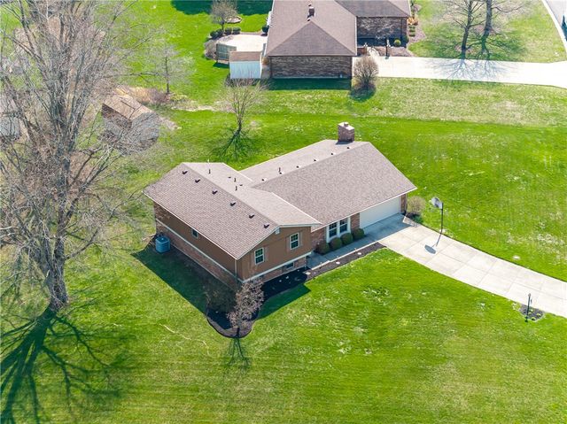 712 Tealwood Drive, Beavercreek, OH 45430
