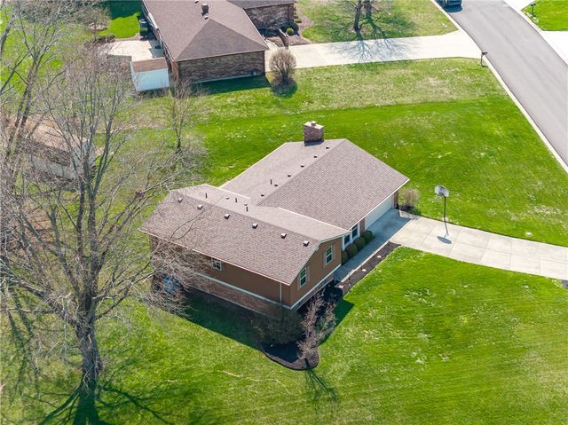 712 Tealwood Drive, Beavercreek, OH 45430